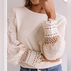 FLAWLESS TAKE A CHANCE ON LOVE LACE TOP IN CREAM Sz S